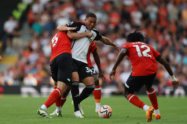 他的表现无 他的表现无